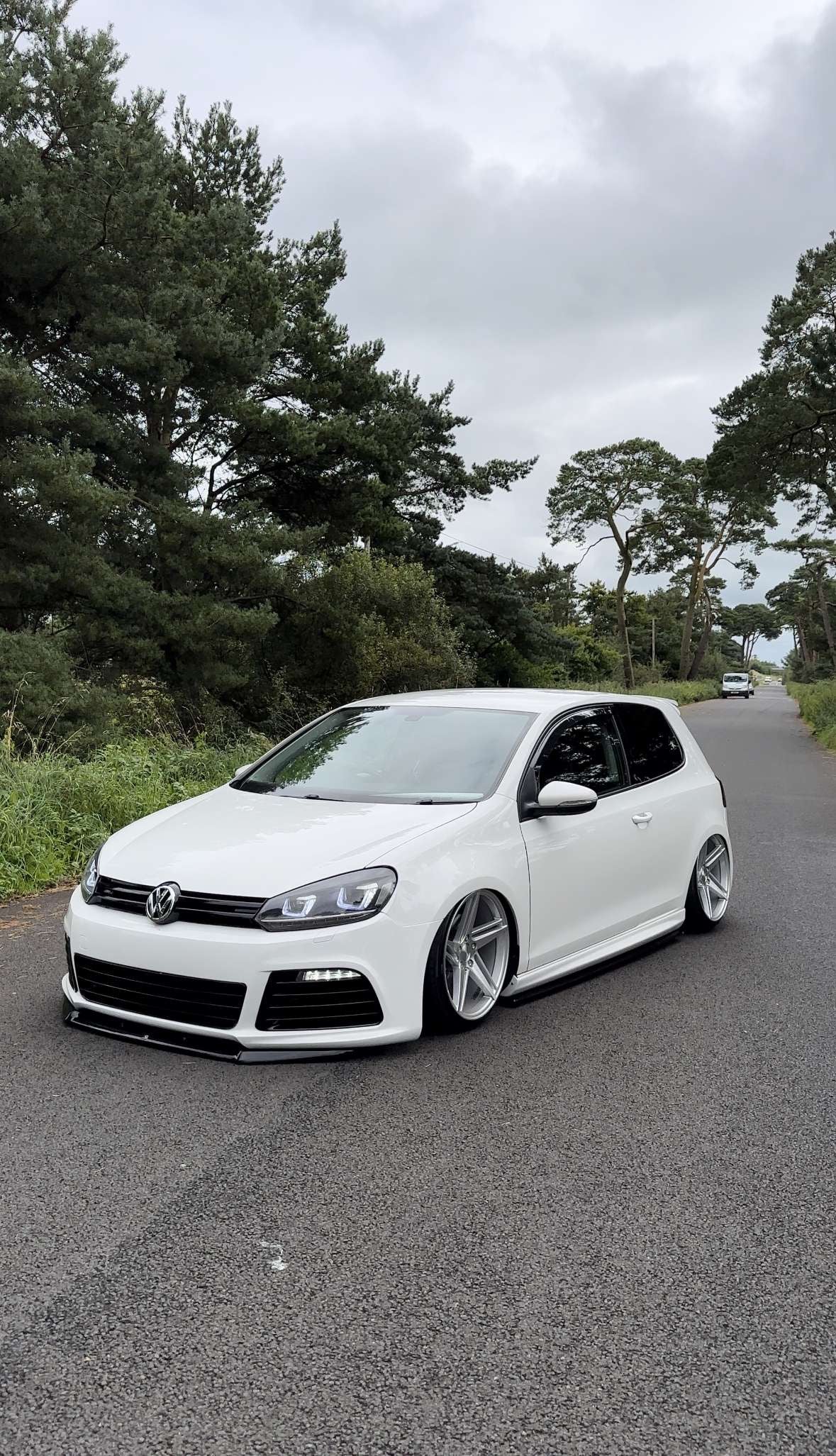 VW GOLF MK6 R20 Style Front Bumper